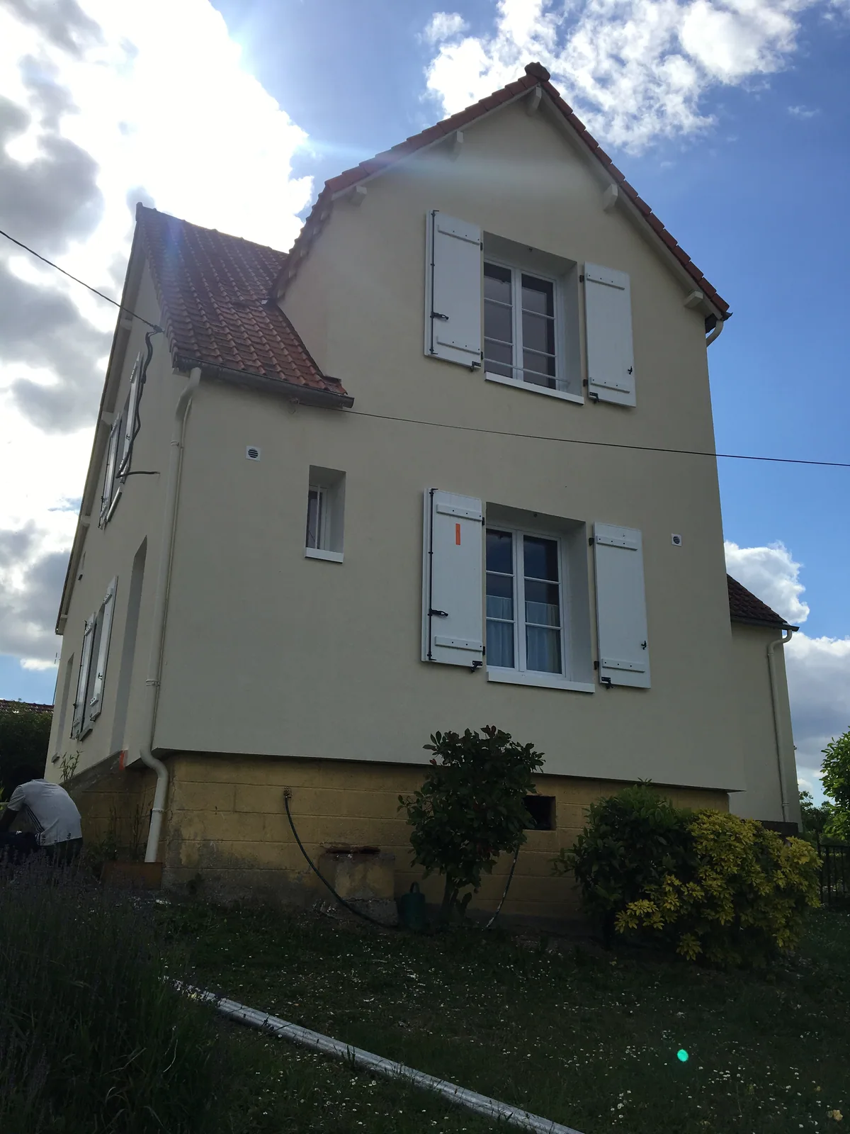 Isolation par l’extérieur à Auxerre (2020) : façade latérale