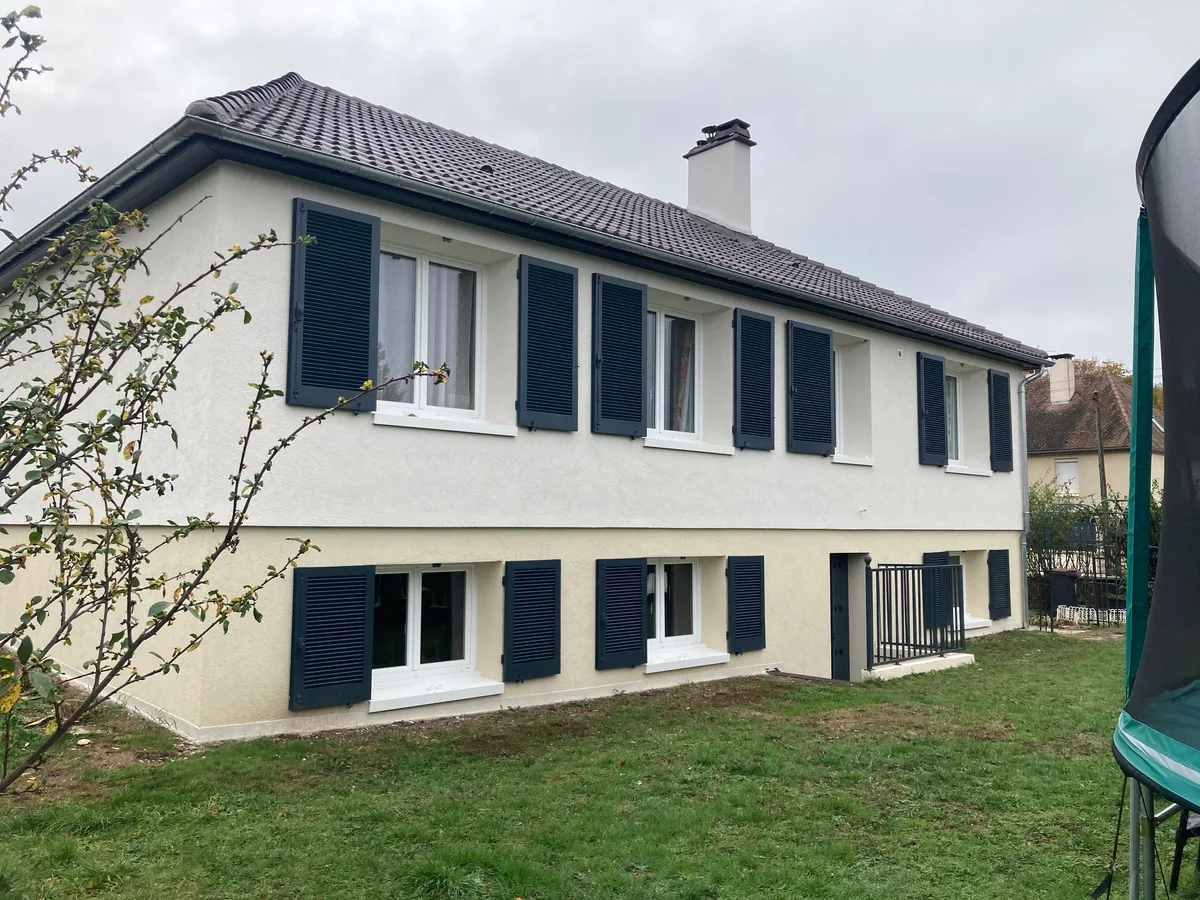 Isolation par l’extérieur à Avallon (2020) : façade latérale
