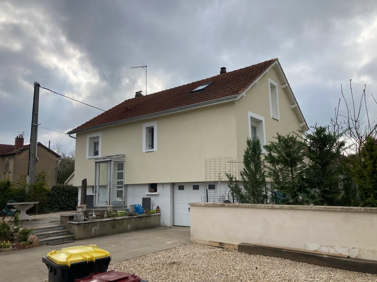 Isolation par l’extérieur à Auxerre (2021) : façade sur rue